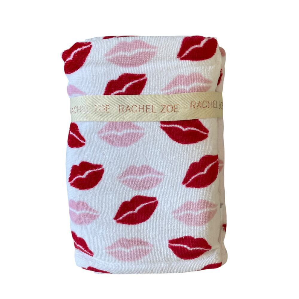 Rachel Zoe Valentine LIPS Hand Towels 18x28 Cotton Set of 2 Pink & Red NEW